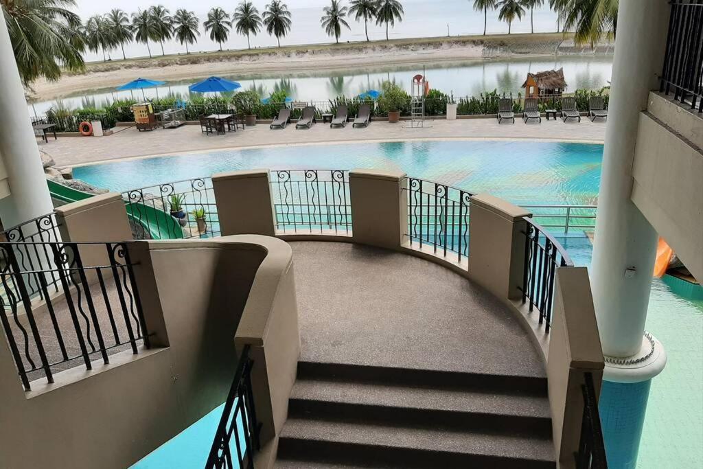 Port Dickson Pd Malacca Straits Homestay Exterior foto